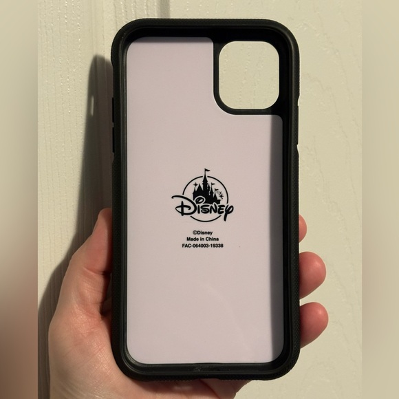 Disney - IPhone 11/XR Pocahontas Phone Case - Picture 2 of 5